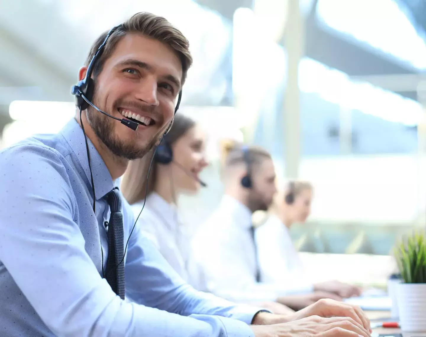 Answering customer call